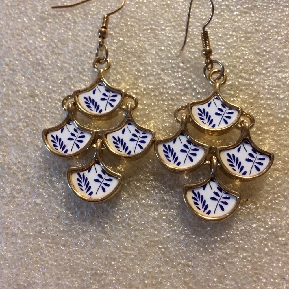 Vintage gold earrings